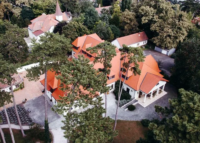 Botanica Gæstehus 4*